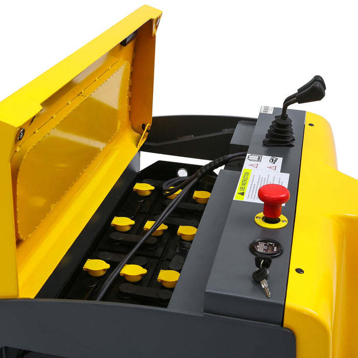 Xilin CPD15W counterbalanced stacker wheels and chassis detail