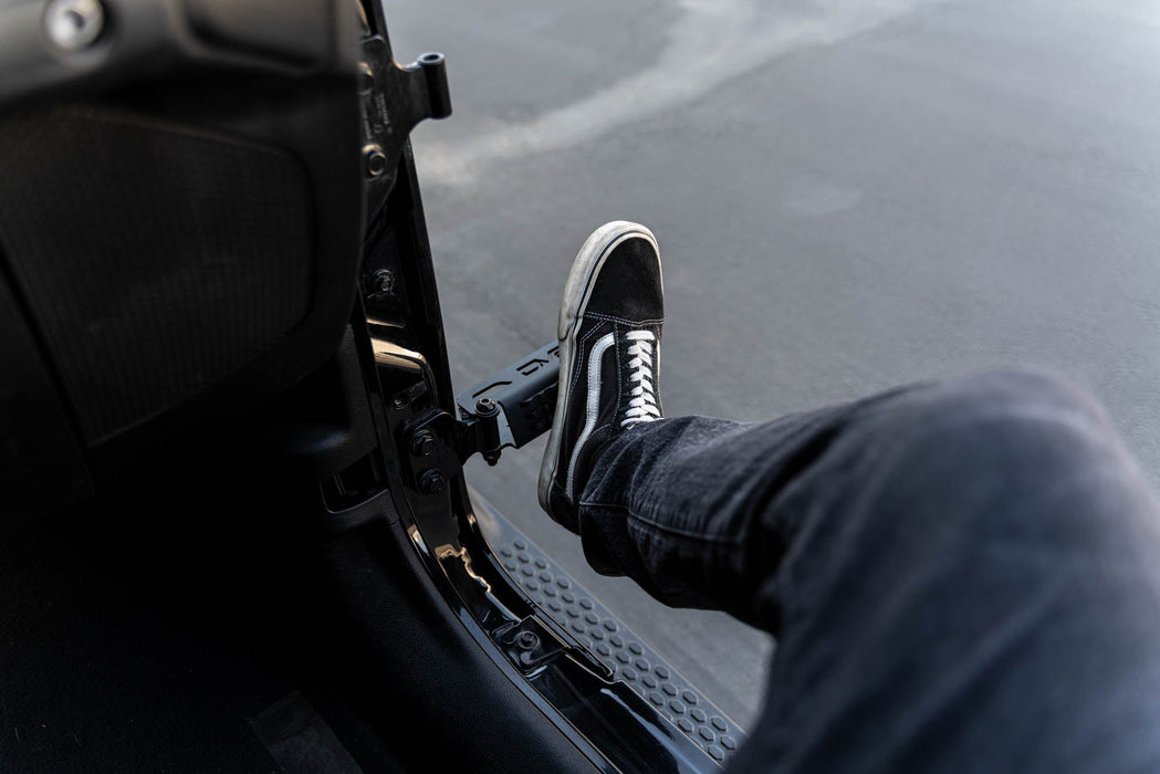 DV8 Offroad 2007-2026 Jeep Wrangler JK/JL & Gladiator JT Foot Pegs – installed on vehicle, image 8 of 15