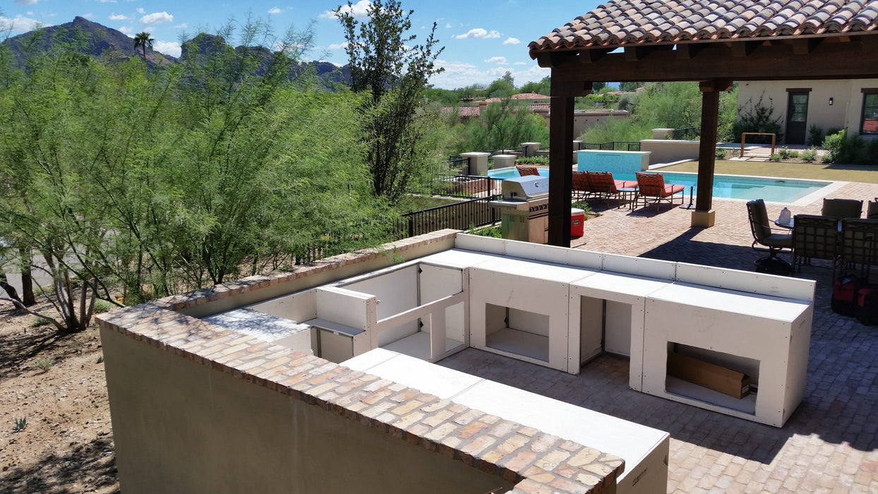 Chicago Brick Oven - Naperville DIY Kitchen - 28' U-Shaped Outdoor Kitchen