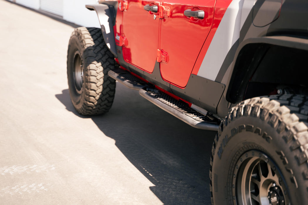 DV8 Offroad 2020-2026 Jeep Gladiator JT OE Plus Side Steps – installed on vehicle, image 7 of 18