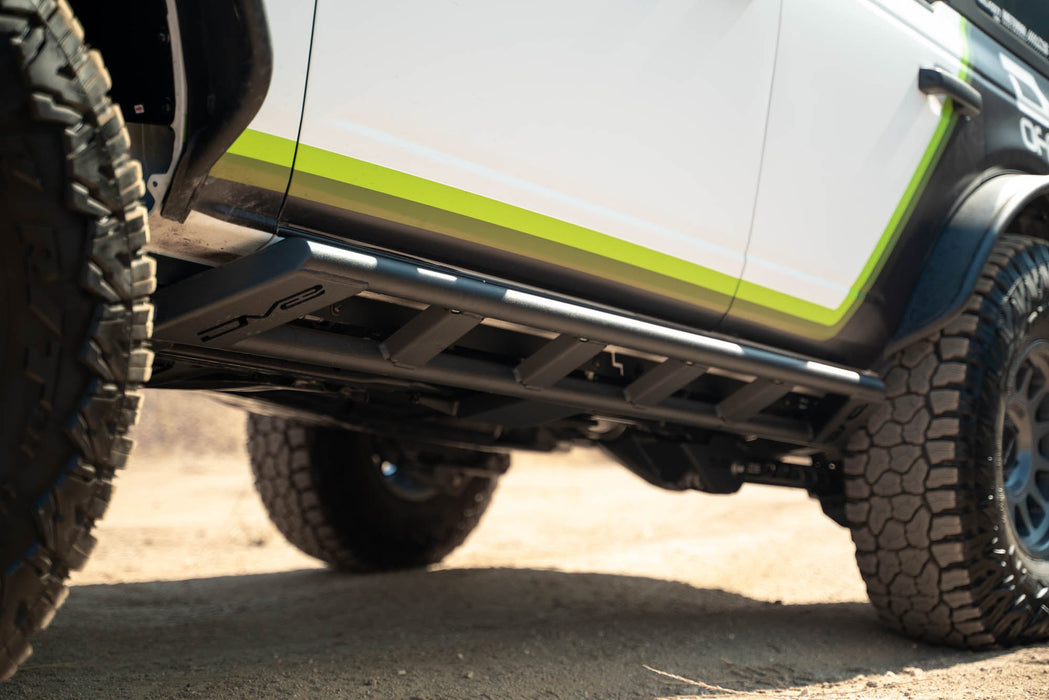 DV8 Offroad 2021-2026 Ford Bronco FS-15 4-Door Rock Sliders V2 – installed on vehicle, image 13 of 19