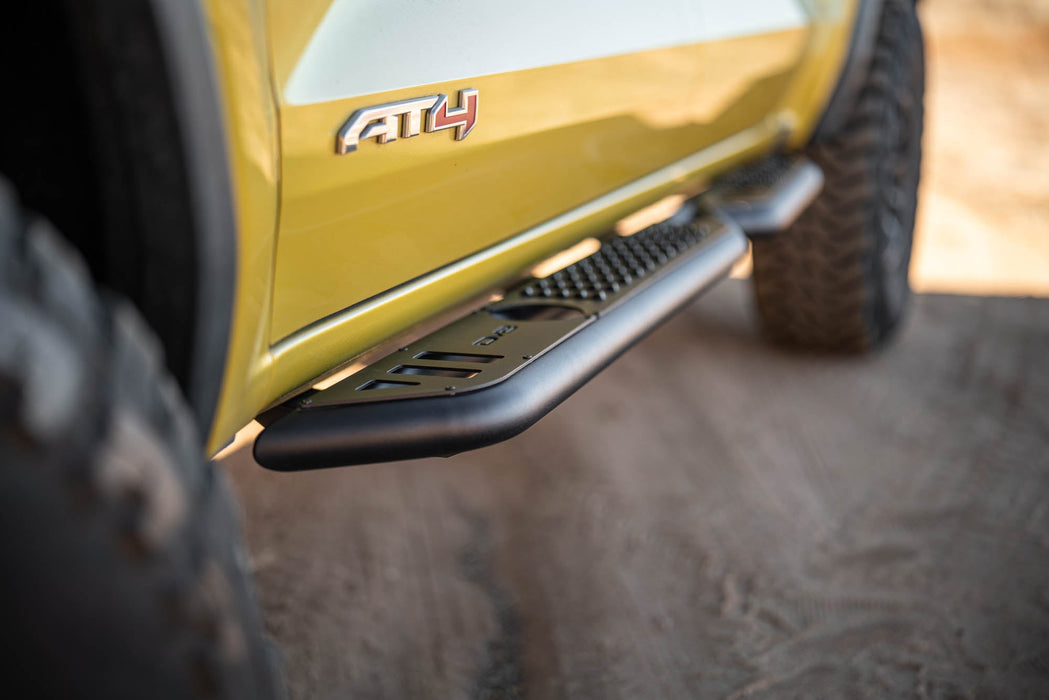 DV8 Offroad 2023-2024 Chevy Colorado & GMC Canyon OE Plus Side Steps – installed on vehicle, image 8 of 13