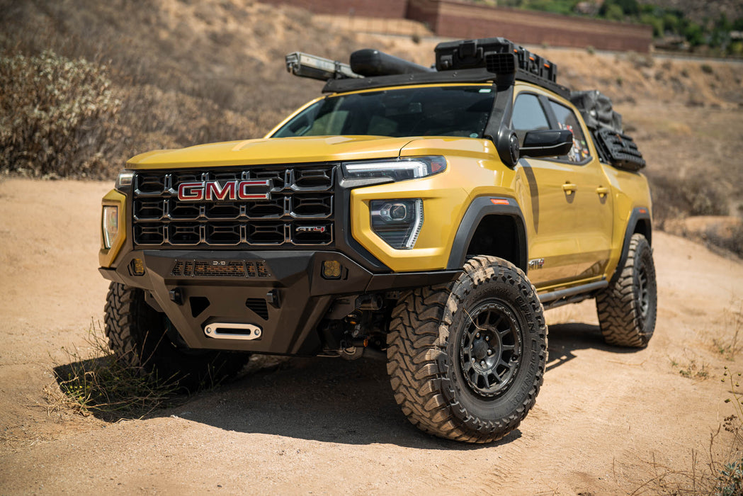 DV8 Offroad 2023-2025 Chevy Colorado & GMC Canyon Rock Sliders – on the trail, image 4 of 12