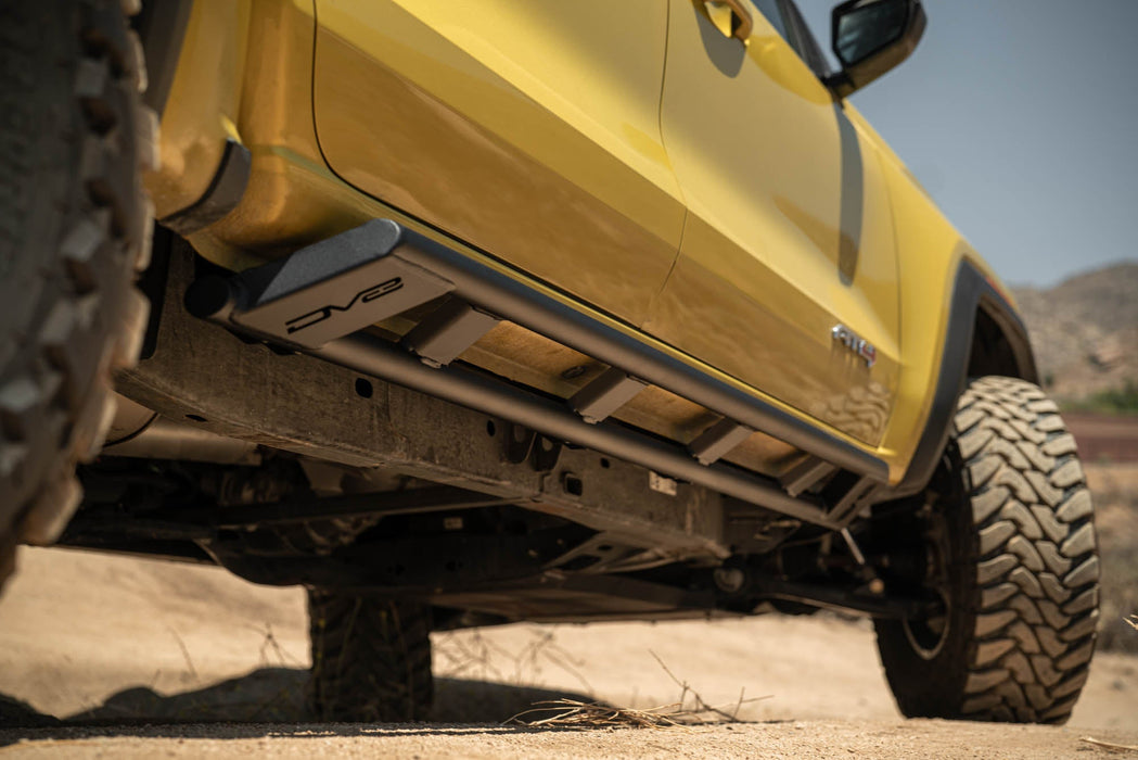 DV8 Offroad 2023-2025 Chevy Colorado & GMC Canyon Rock Sliders – on the trail, image 3 of 12