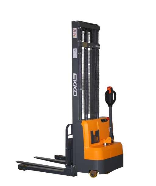EKKO EB14C 3000 lb Stacker