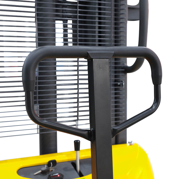 Xilin CTD15BE-98 semi-electric stacker fork and load detail