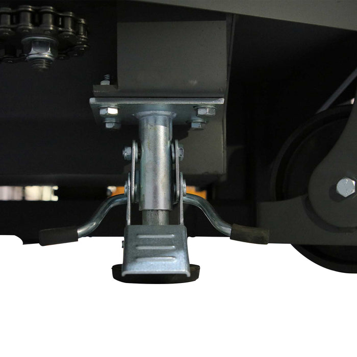 Xilin CTD15BE-98 semi-electric stacker control handle close-up