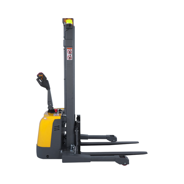 Xilin CTD15R-EN-98 full electric stacker in warehouse use