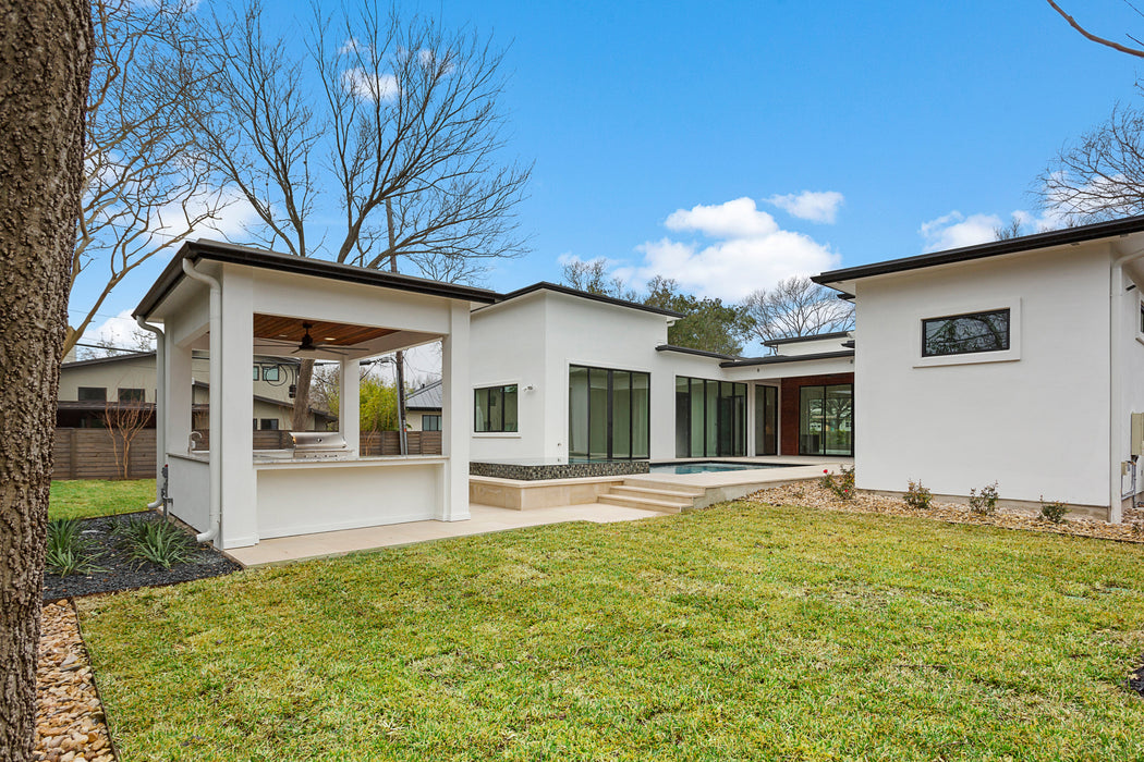 Chicago Brick Oven - Naperville DIY Kitchen - 28' U-Shaped Outdoor Kitchen