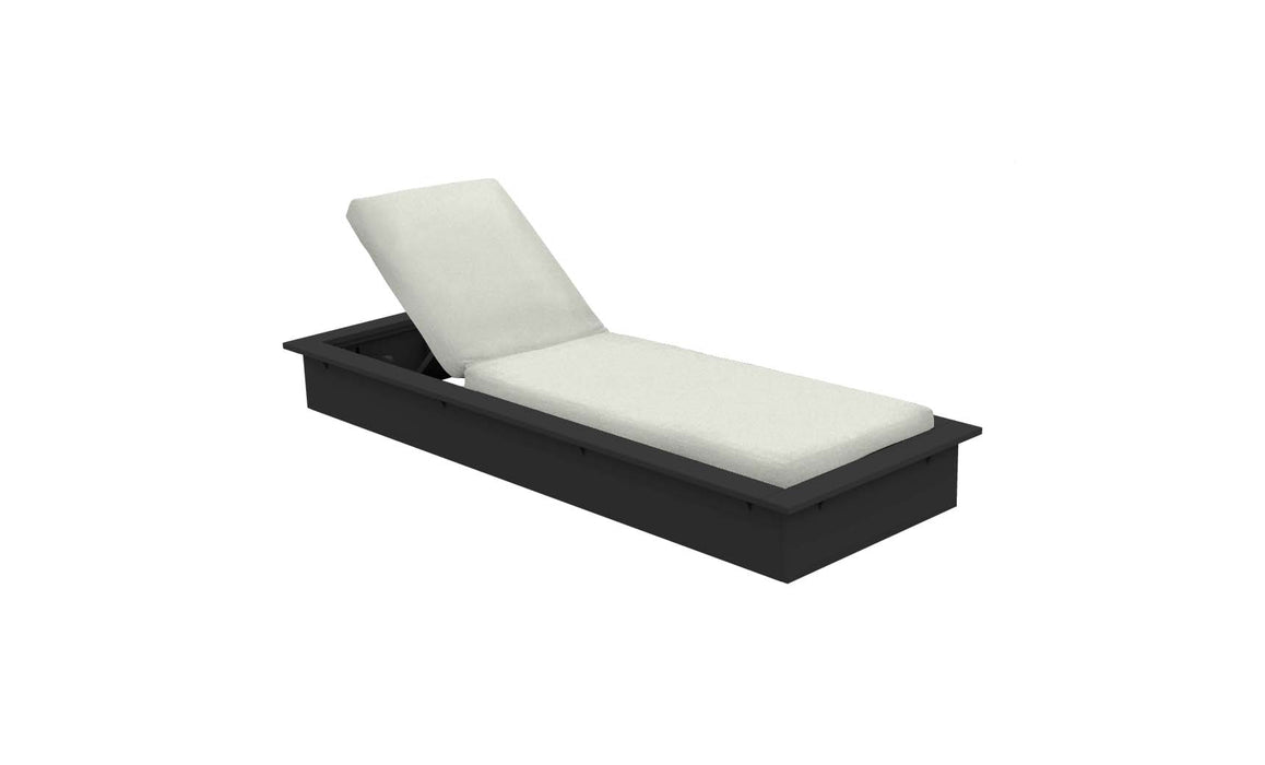Ledge Lounger Echo Chaise — Black Base-4651 Silver Fabric