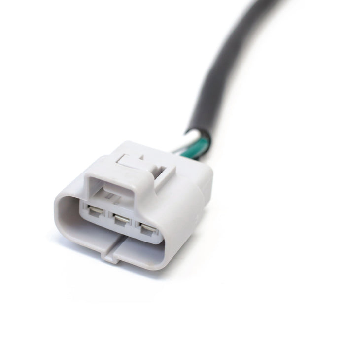 Charger Pigtail (C14 to Quick Connect Female) - side view