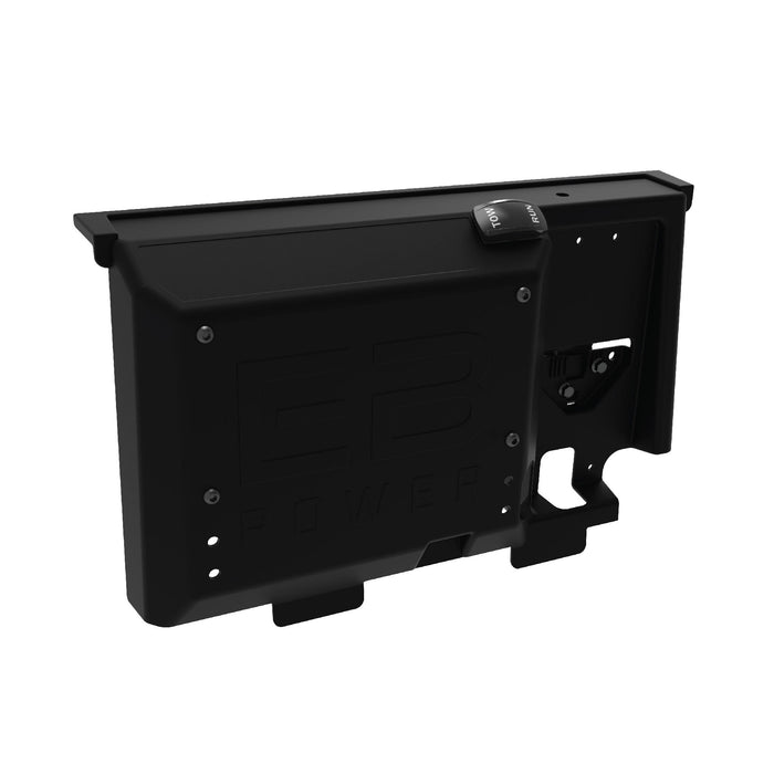 Controller Plate Assembly - lifestyle in-use
