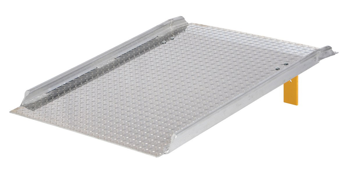 Vestil AHTD-3648 aluminum diamond tread hand truck dock board with curbs - view 2