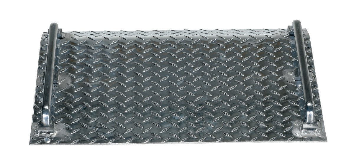 Vestil AMD-2418 aluminum tread plate mini dock board - view 3