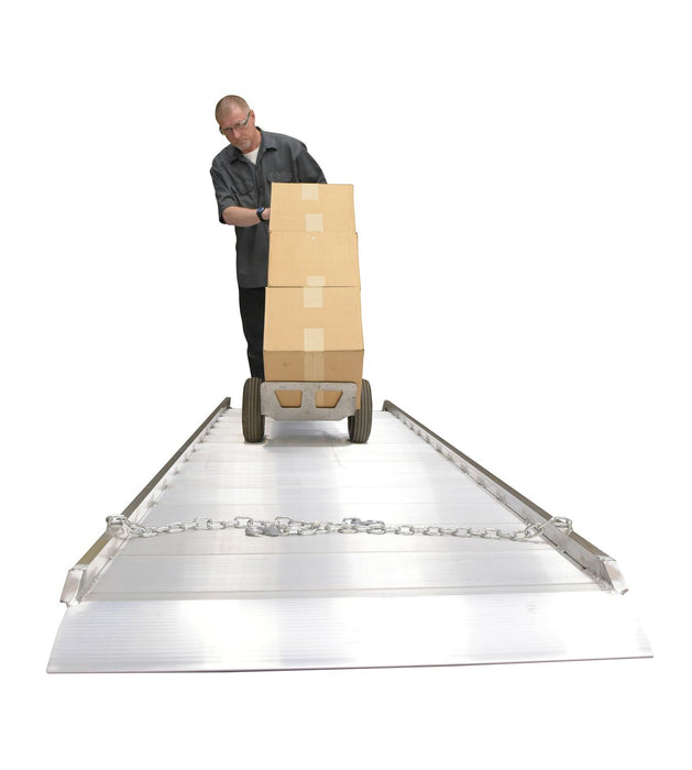 Vestil AWR-38-12A aluminum wheel walk ramp overlapping style - view 4