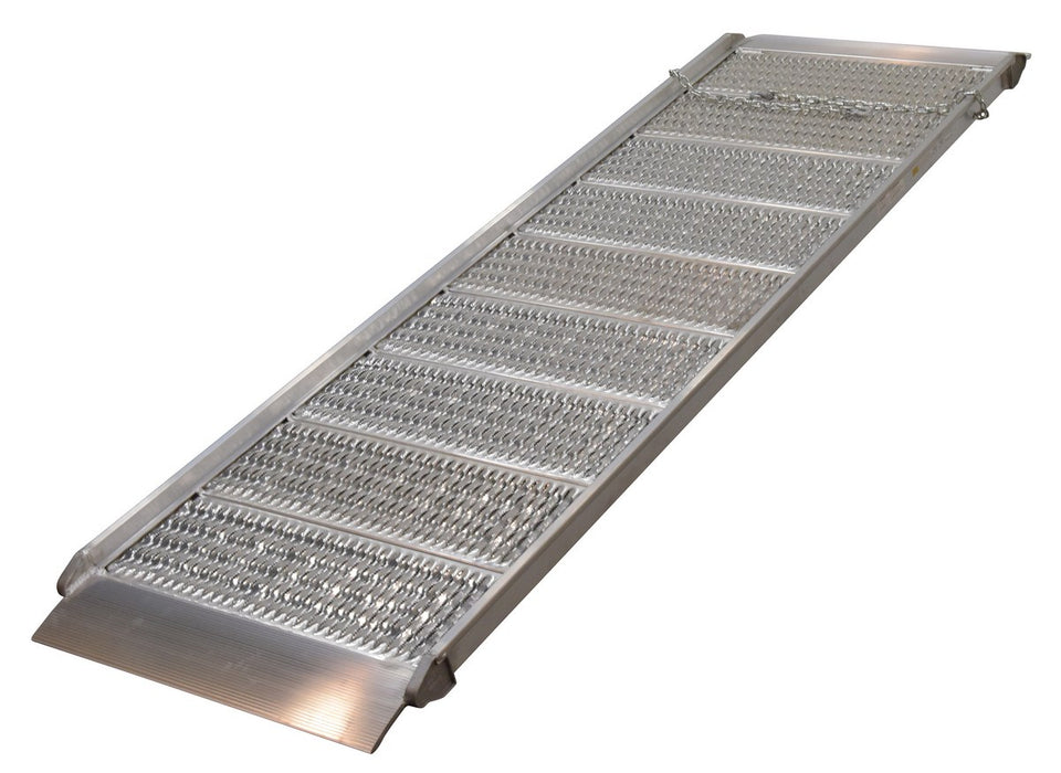 Vestil AWR-G-38-10A aluminum grip-strut walk ramps - view 2