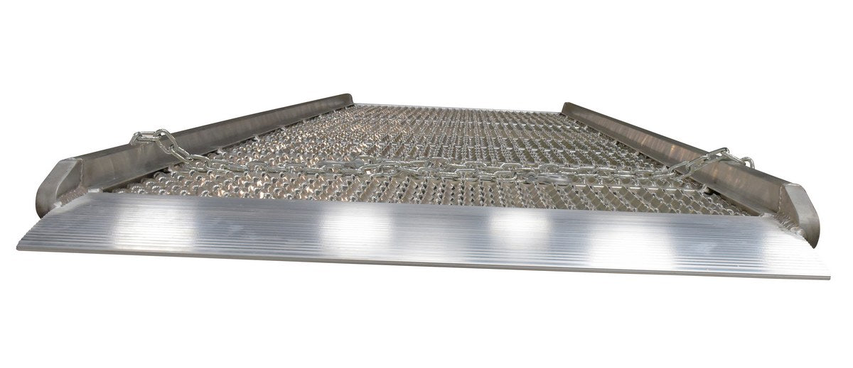 Vestil AWR-G-38-10A aluminum grip-strut walk ramps - view 4