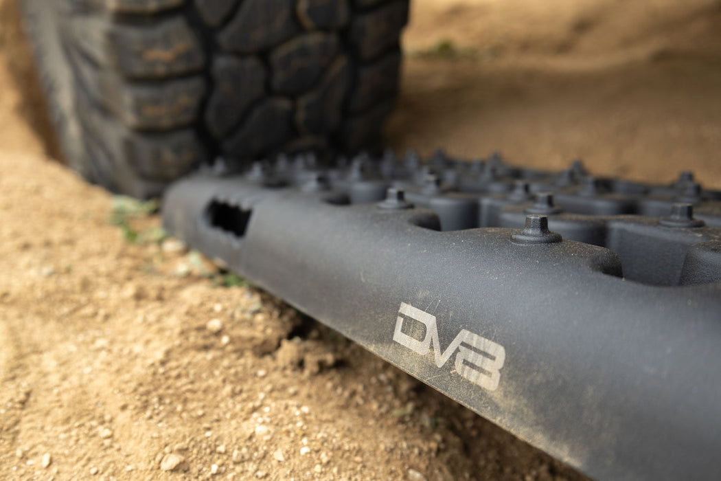 DV8 Offroad Xtract Traction Boards Pair – image 10 of 16