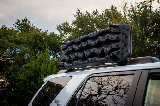 Rago Fabrication 2014-2024 Toyota 5th Gen 4Runner Overland Crossbars for Factory Roof Rails – image 2 of 9