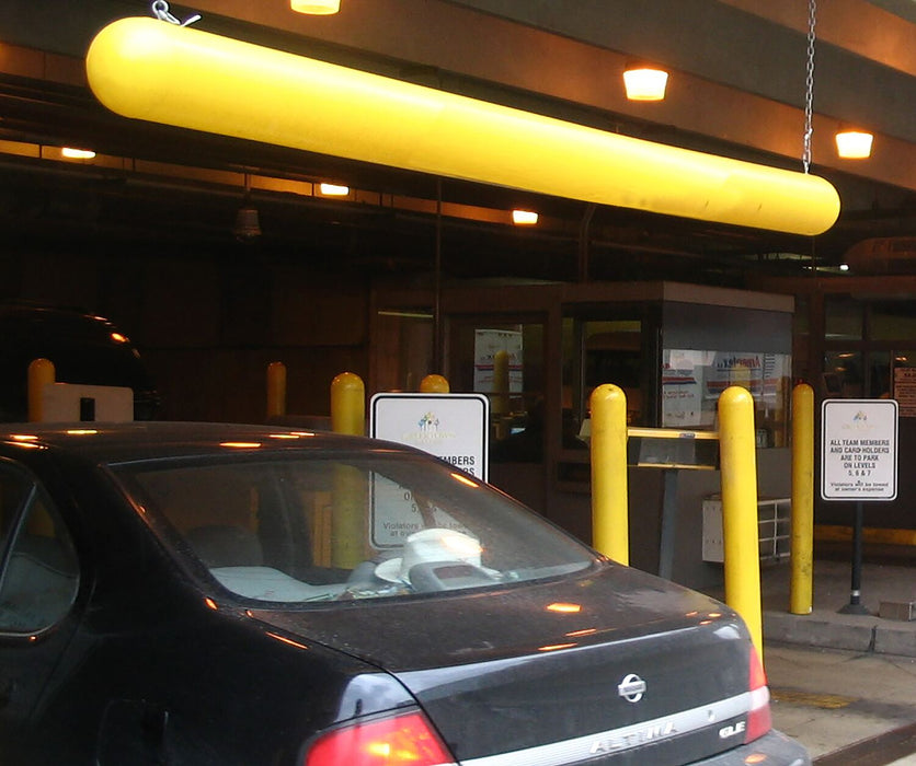 Vestil CLB-7-110P low density polyethylene clearance bar with no lettering - view 2