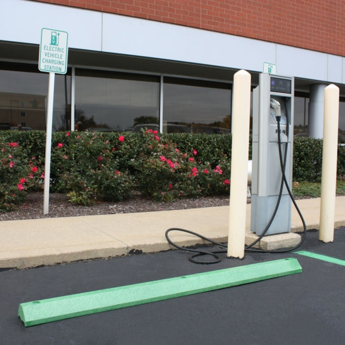 Vestil CS-C-72-GRN Channeled Plastic Parking Block 72 in. x 6 in. x 4 in. Electric Vehicle Green