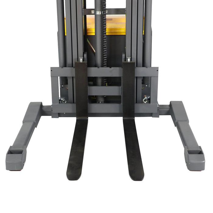 Xilin CTDR15-III-177 full electric stacker mast and lift detail