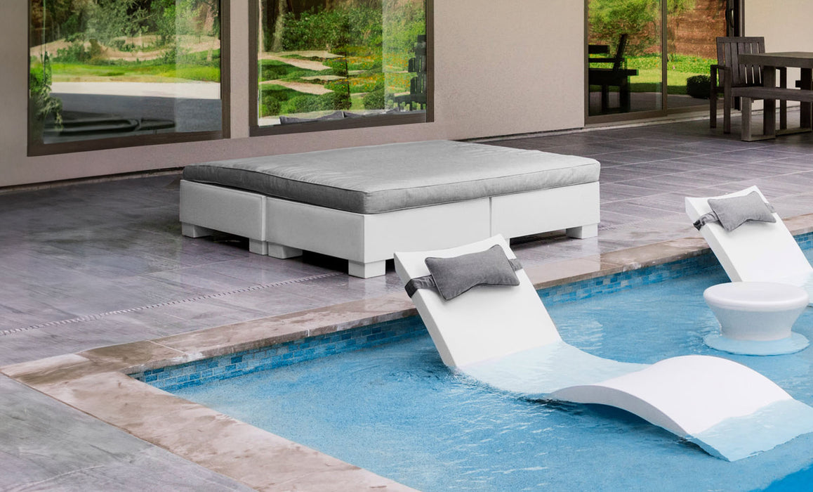 Ledge Lounger Affinity Sunbed with Flat Cushion — view 2