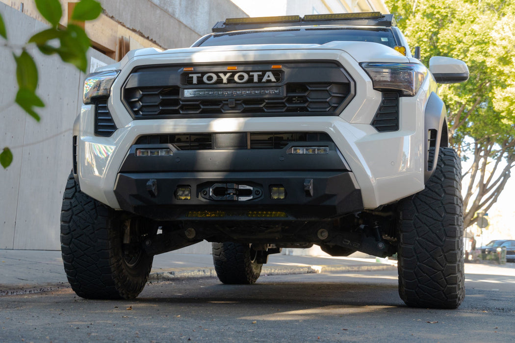 DV8 Offroad Xtract Winch Fairlead Closed System – installed on vehicle, image 13 of 18