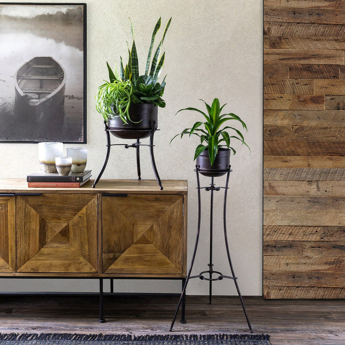 Park Hill Collection Lodge Portal Metal Stand and Pot, Tall ECM20155 Park Hill Collection