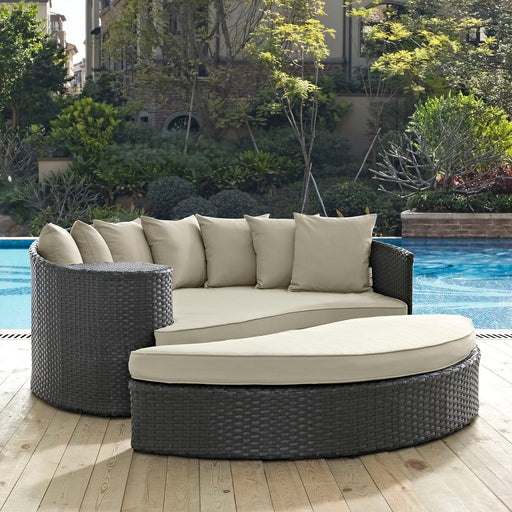 Sojourn Outdoor Patio Sunbrella® Daybed by Modway - front view