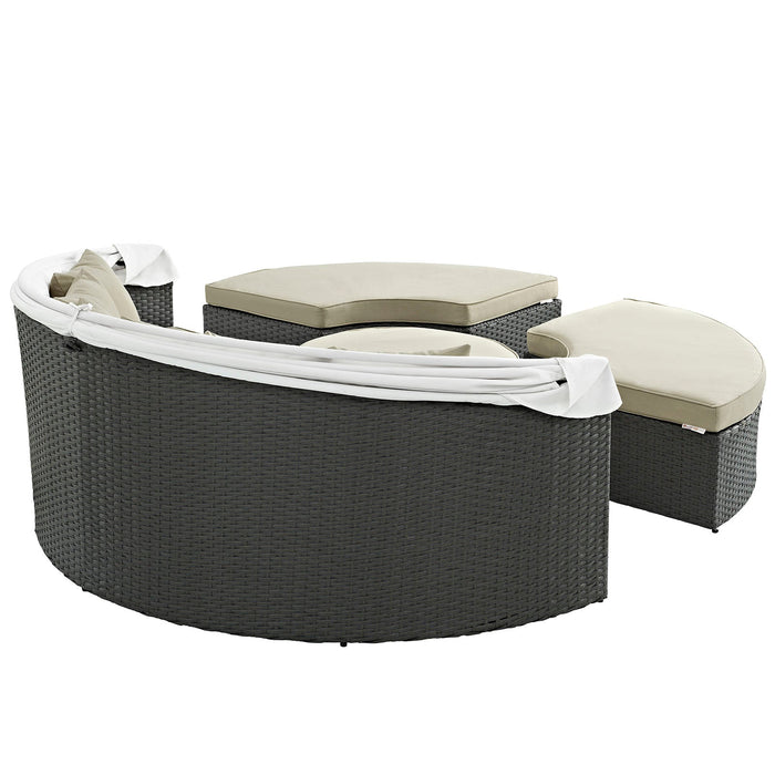 Sojourn Outdoor Patio Sunbrella® Daybed by Modway - detail close-up