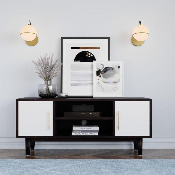 Hanna Hardwire Wall Sconce - in lifestyle setting