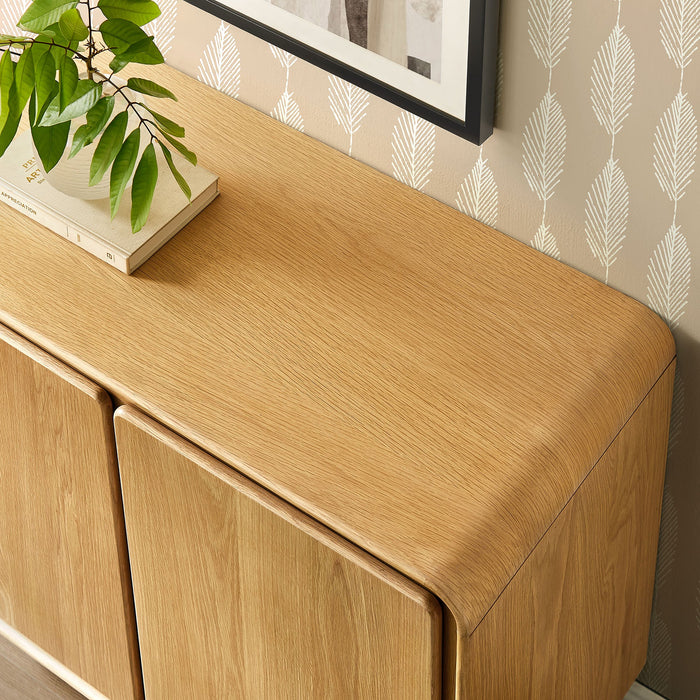 Lumo 2-Door Accent Cabinet Oak