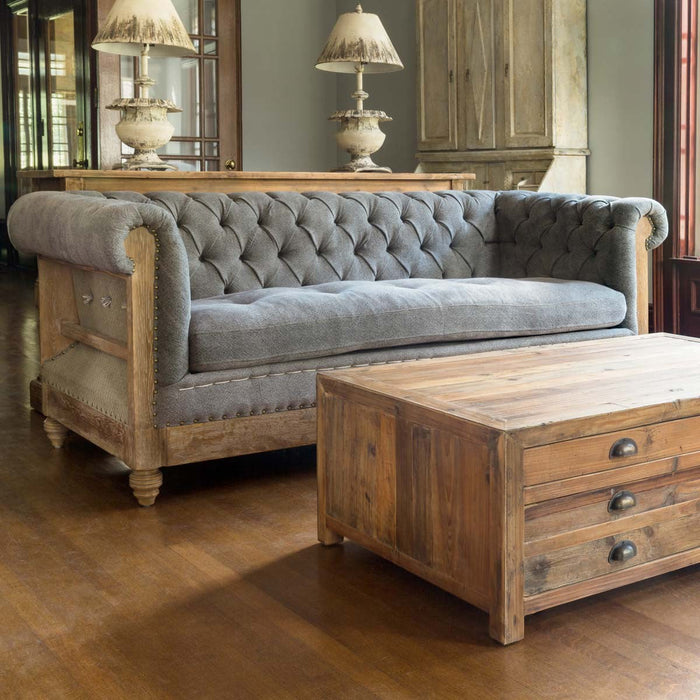 Park Hill Collections Manor Capital Hotel Chesterfield Sofa EFS81663 Park Hill Collection