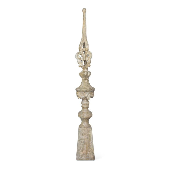 Courtyard Garden Spire EGG36194 - angle view