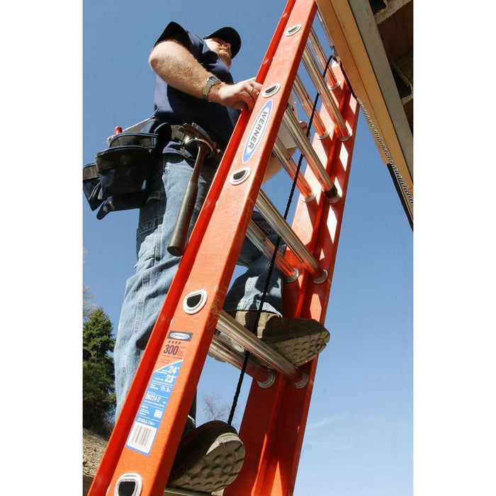 Vestil EXL-32 fiberglass extension ladders with aluminum rings - view 3