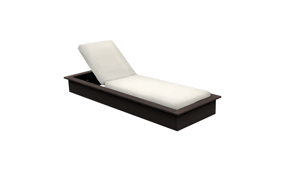Ledge Lounger Echo Chaise — Flint Base-4634 White Fabric