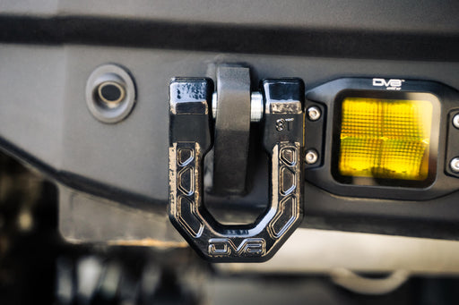 DV8 Offroad Elite Series 3/4" D-Ring Shackles Pair – installed on vehicle, image 2 of 20