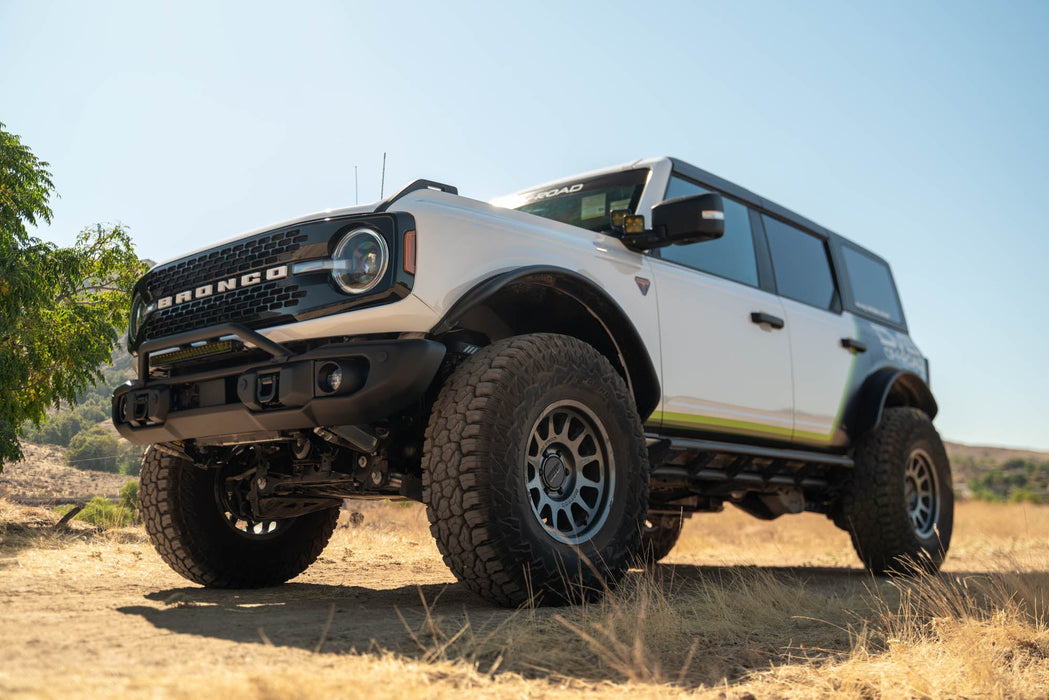 DV8 Offroad 2021-2026 Ford Bronco Capable Bull Bar – installed on vehicle, image 6 of 11
