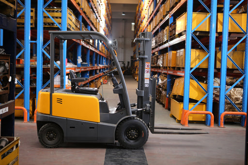Xilin FB25R-Li-189HF 4 wheel electric forklift side angle view