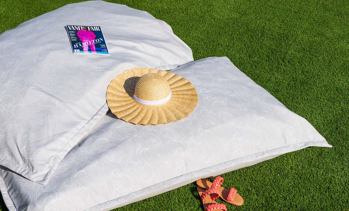 Ledge Lounger Laze Pillow — Pearly Swirls