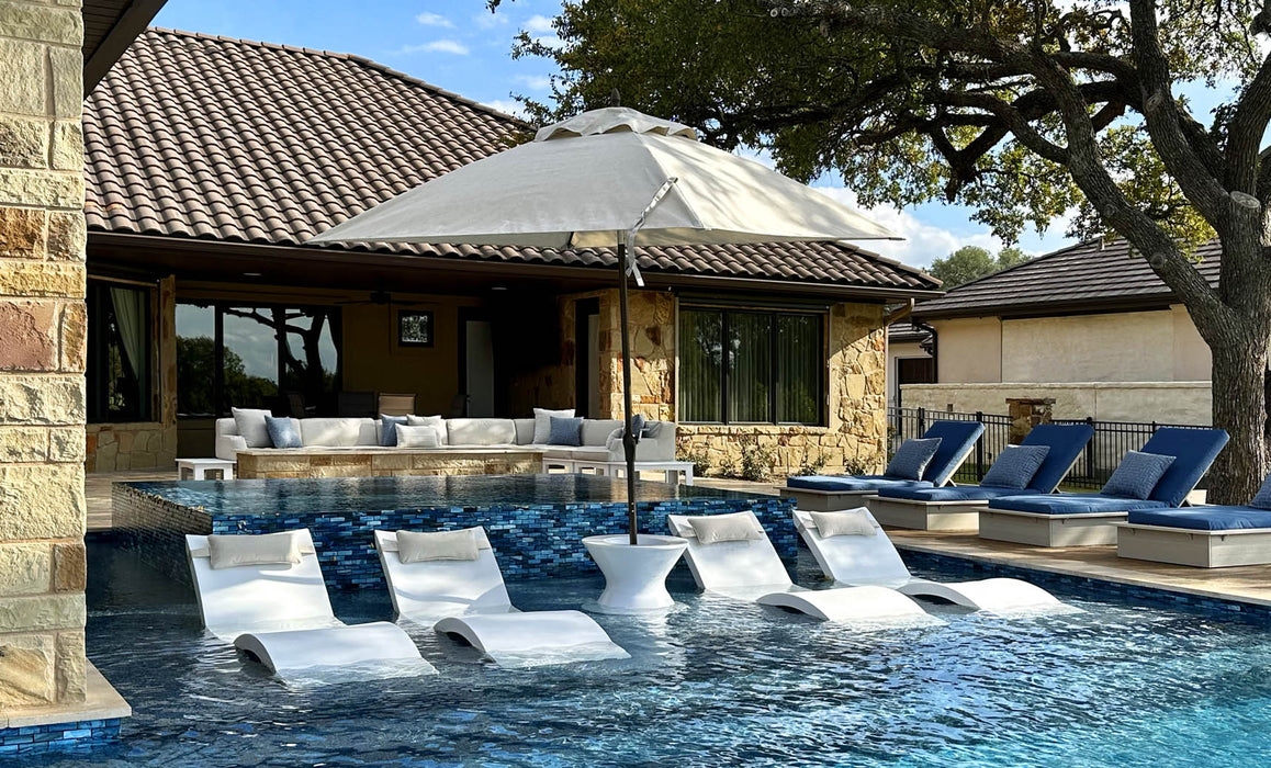 Ledge Lounger Essential Umbrella 7.5' Square Version 2 Pulley — view 2
