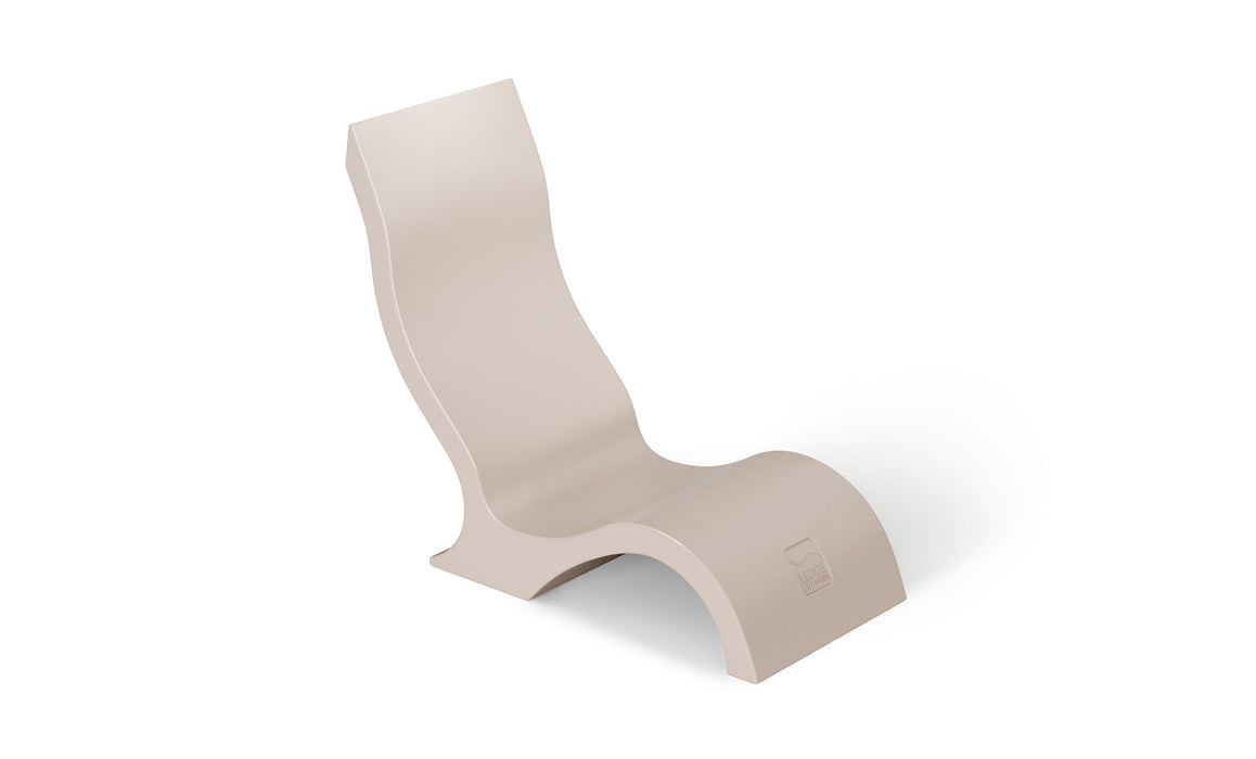 Ledge Lounger Signature Chair — Cloud