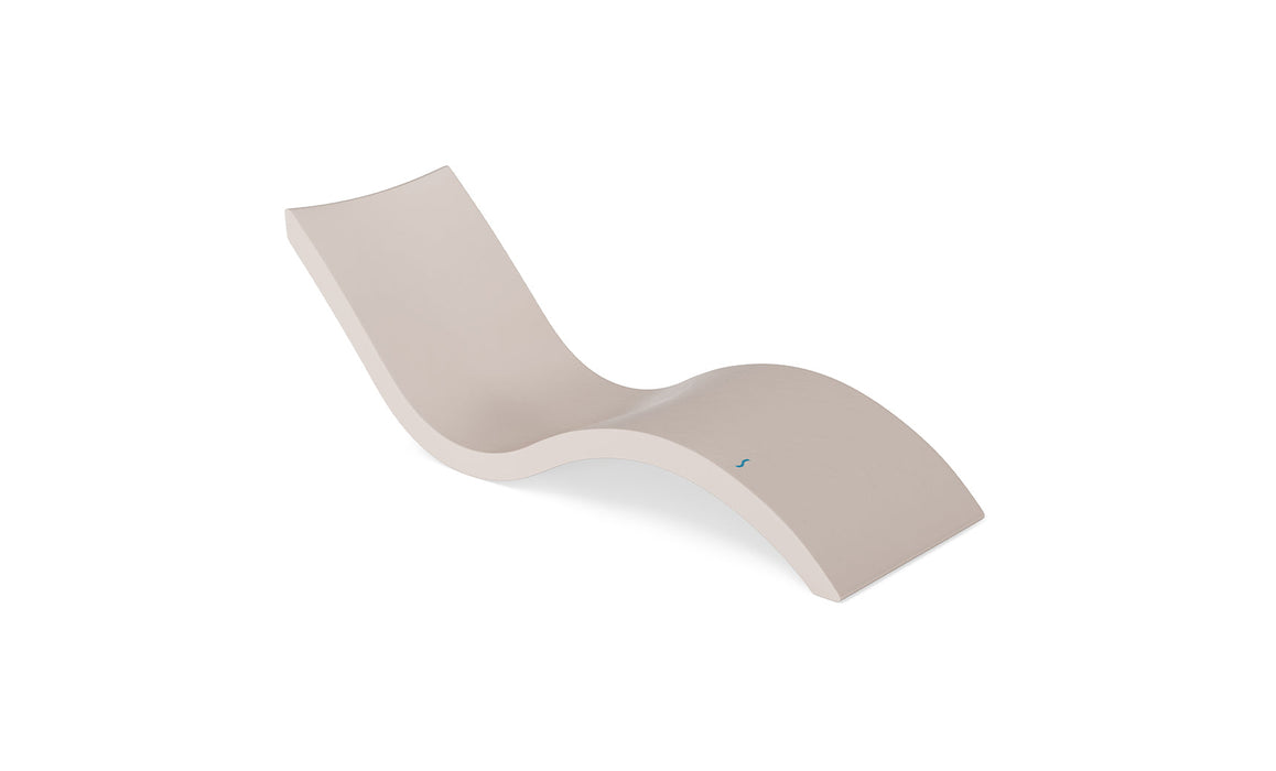 Ledge Lounger Signature Chaise — 0-9" Water Depth-Cloud