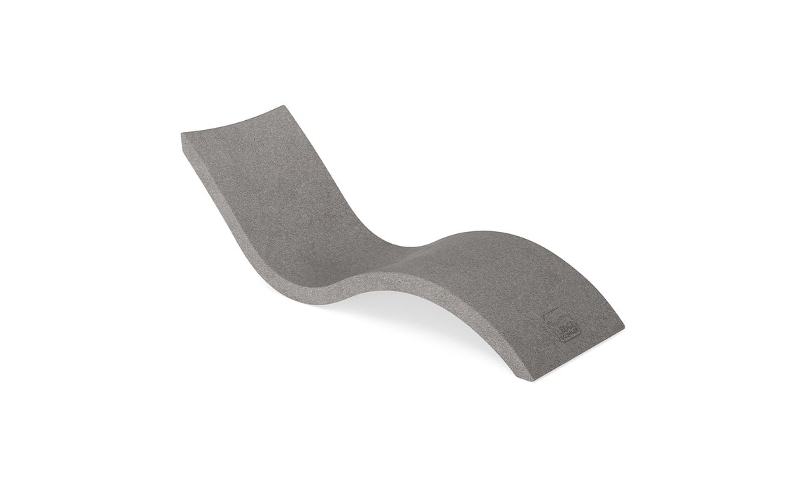 Ledge Lounger Signature Chaise — 0-9" Water Depth-Sandstone