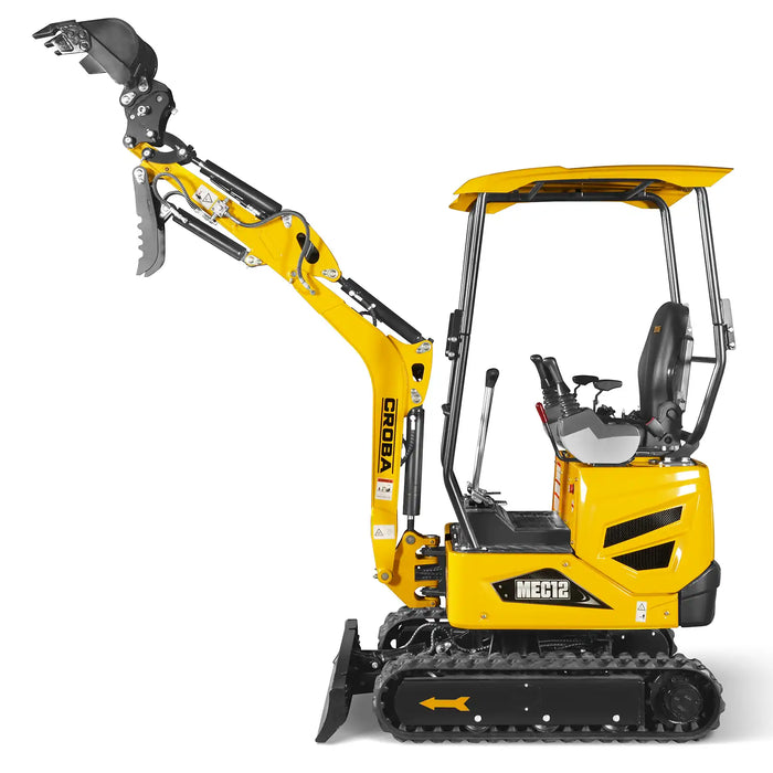 Mini Compact Excavator Kubota D722 Engine,  65.7" Max. Digging Depth, — detail view