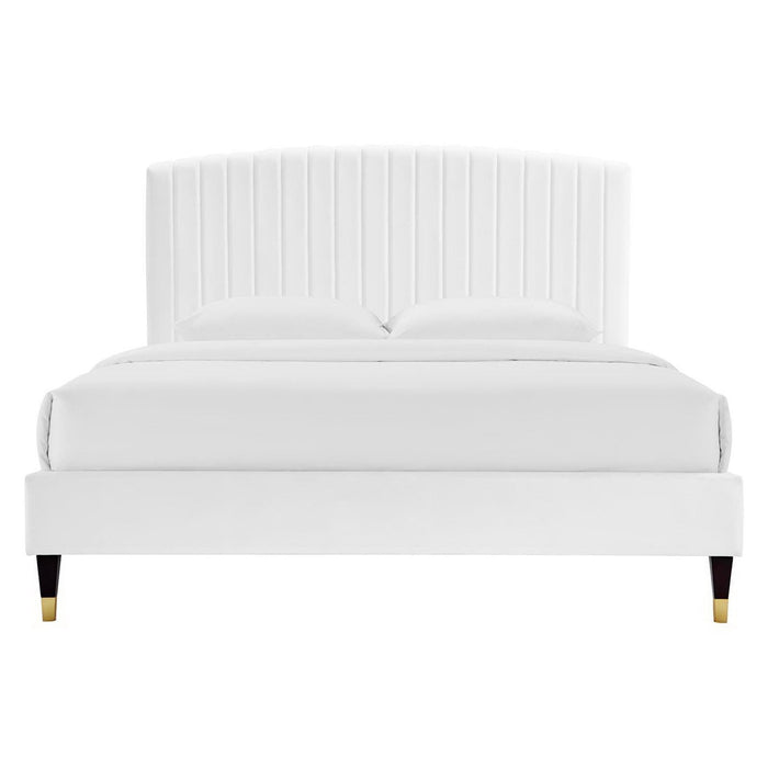 Alessi Performance Velvet Queen Platform Bed