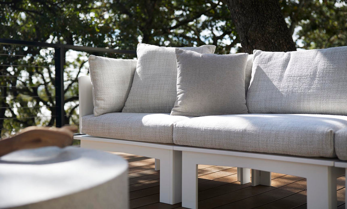 Ledge Lounger Mainstay Sectional Relaxed Left Corner — view 4