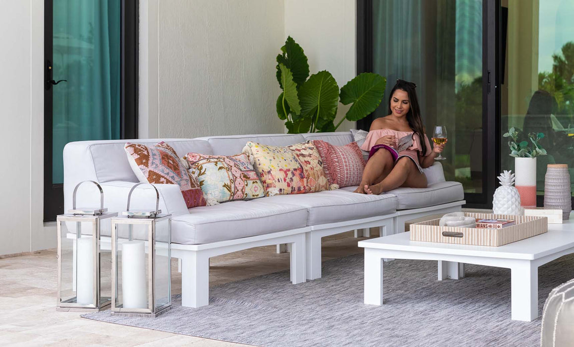 Ledge Lounger Mainstay Sectional Middle — view 2
