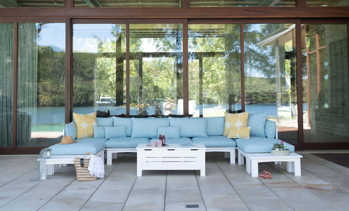Ledge Lounger Mainstay Sectional Relaxed Middle — view 8